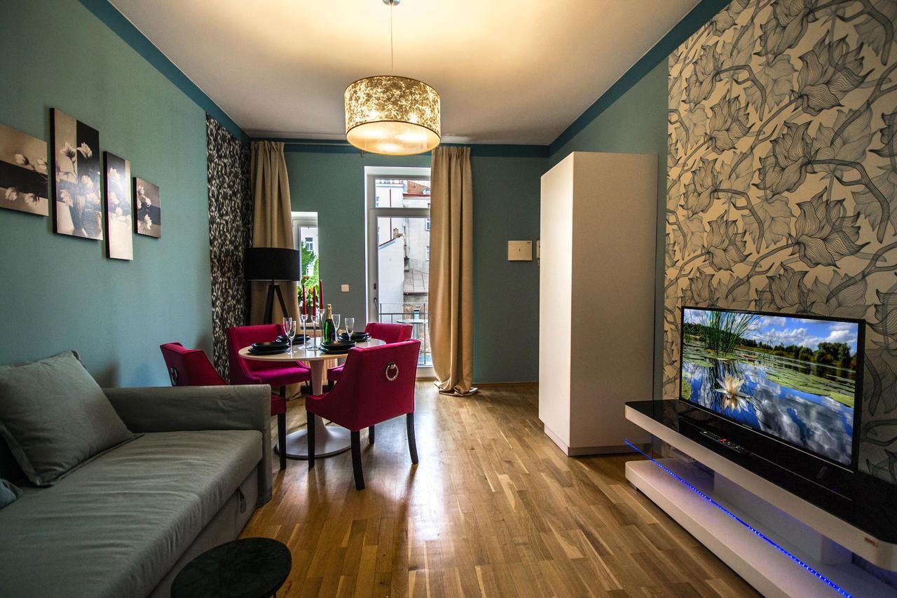 Stylish Close To Eden Garden * Praga