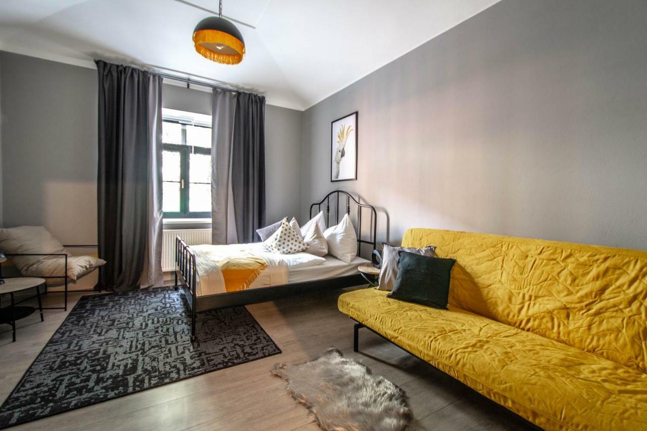 Stylish Close To Eden Garden Praga