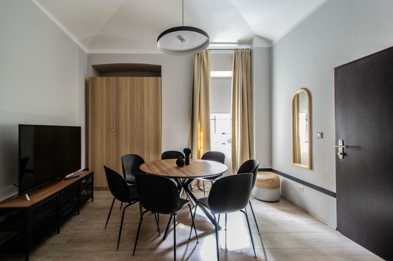 Stylish Close To Eden Garden * Praha