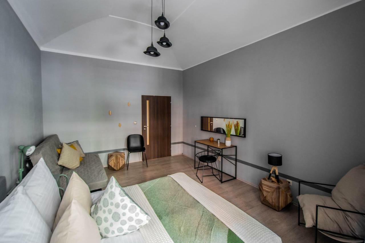 Stylish Close To Eden Garden Apartamento Praga